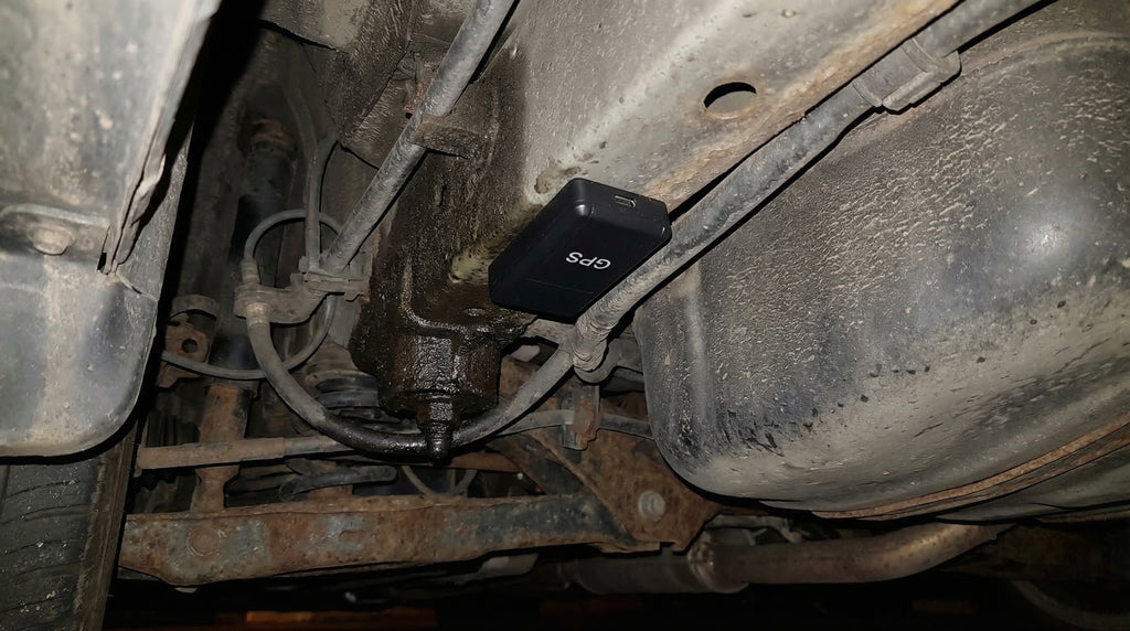 Traceur GPS Pro — Localisation Temps Réel + Micro Espion Intégré